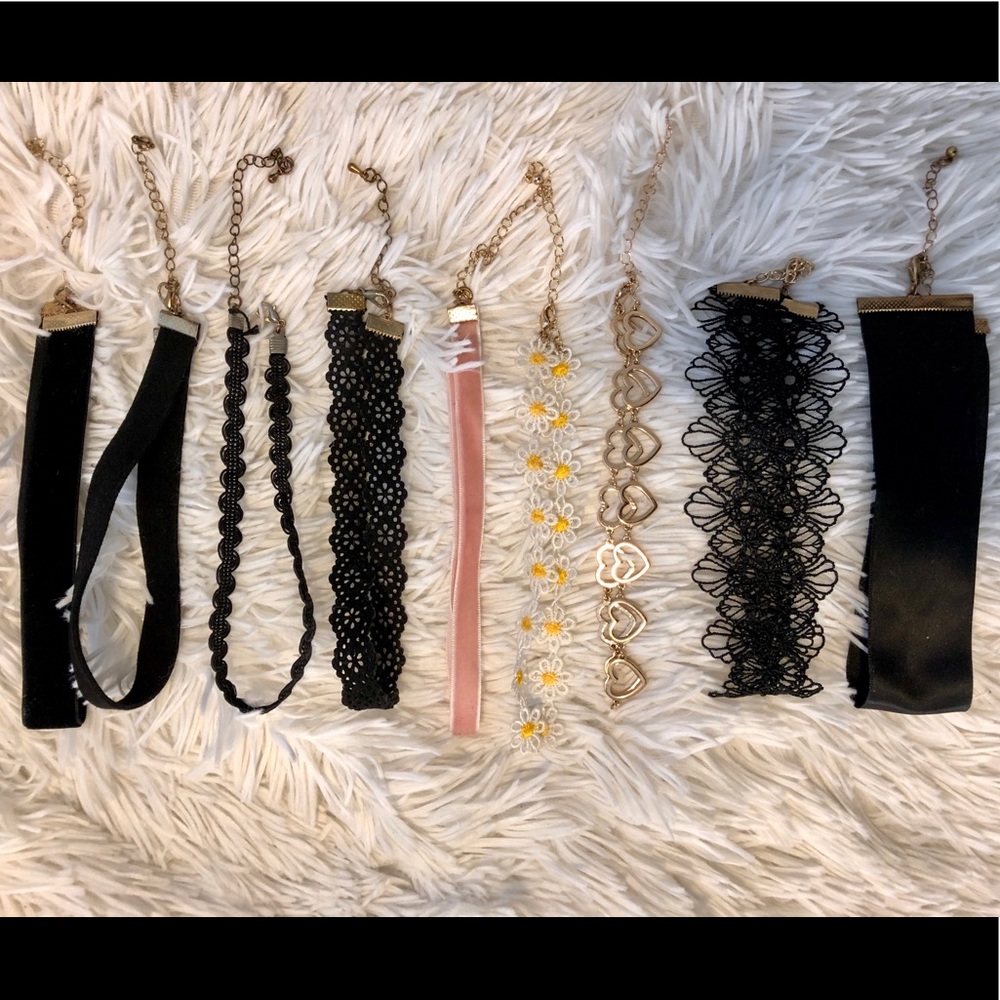 VARIOUS CHOKERS BUNDLE